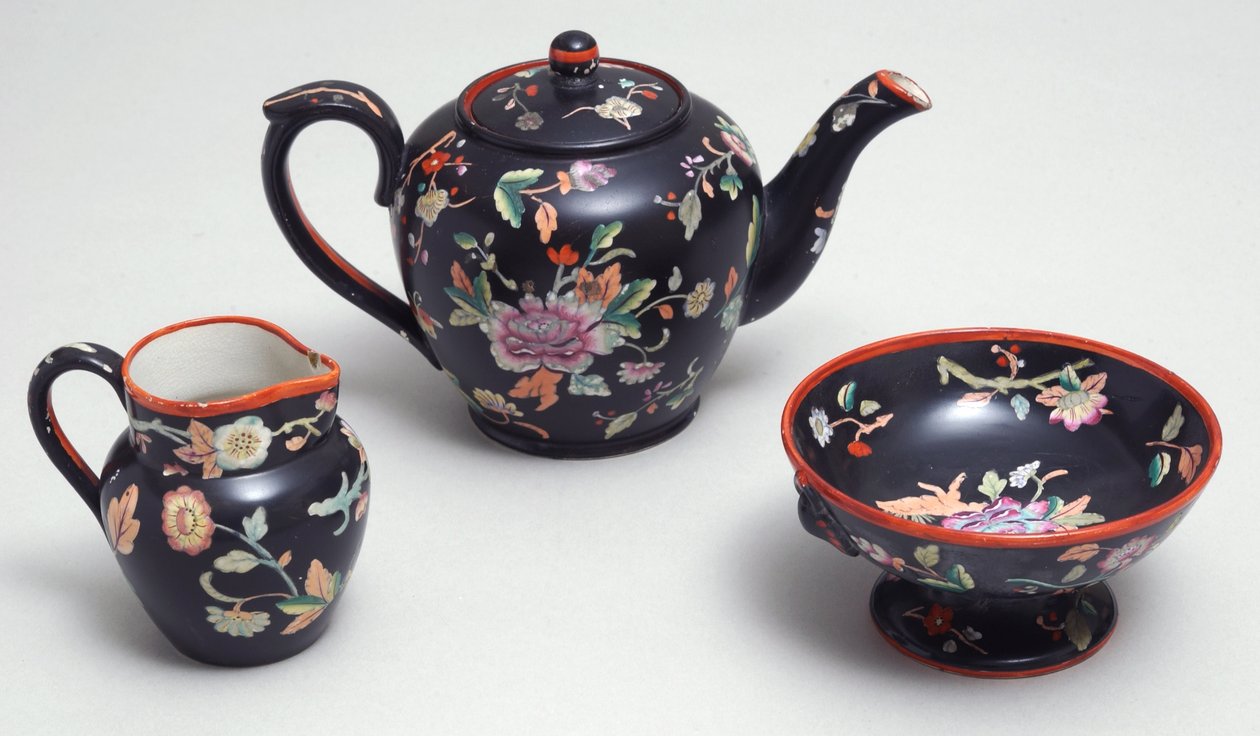 Parte de um serviço de chá de estilo chinês, por Davenport of Staffordshire (barro) de English School