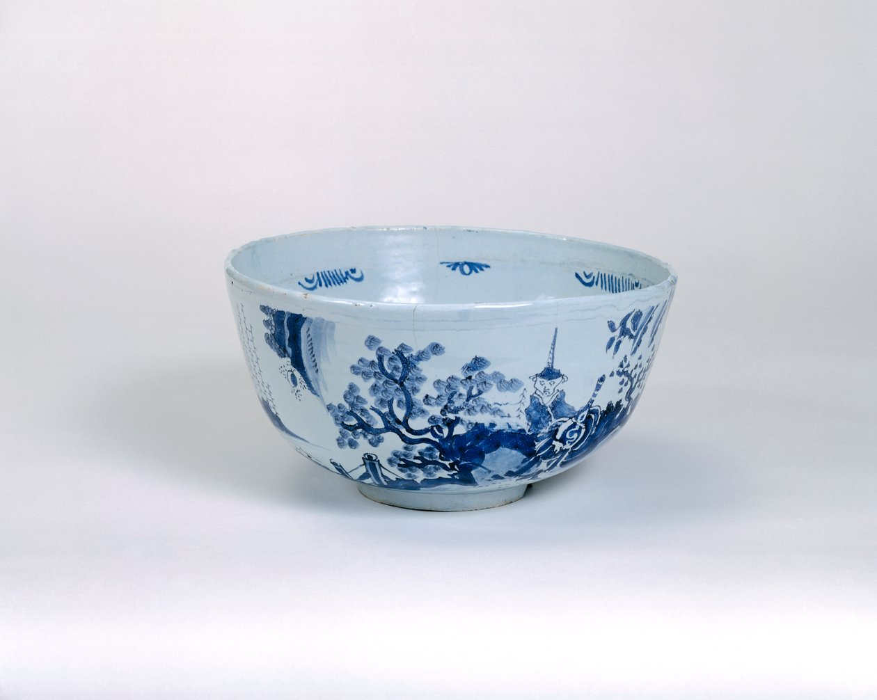 Punch bowl, possivelmente feito em Brislington, c.1675-1700 (louça de barro de estanho) de English School