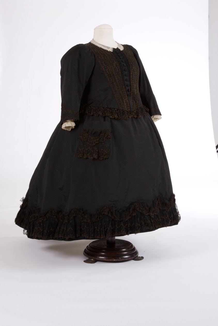 Vestido da rainha Victorias, década de 1890 (seda e rede) de English School