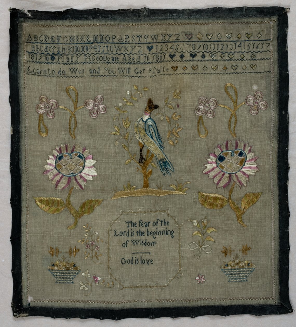 Amostra de Mary Macdougale de English School