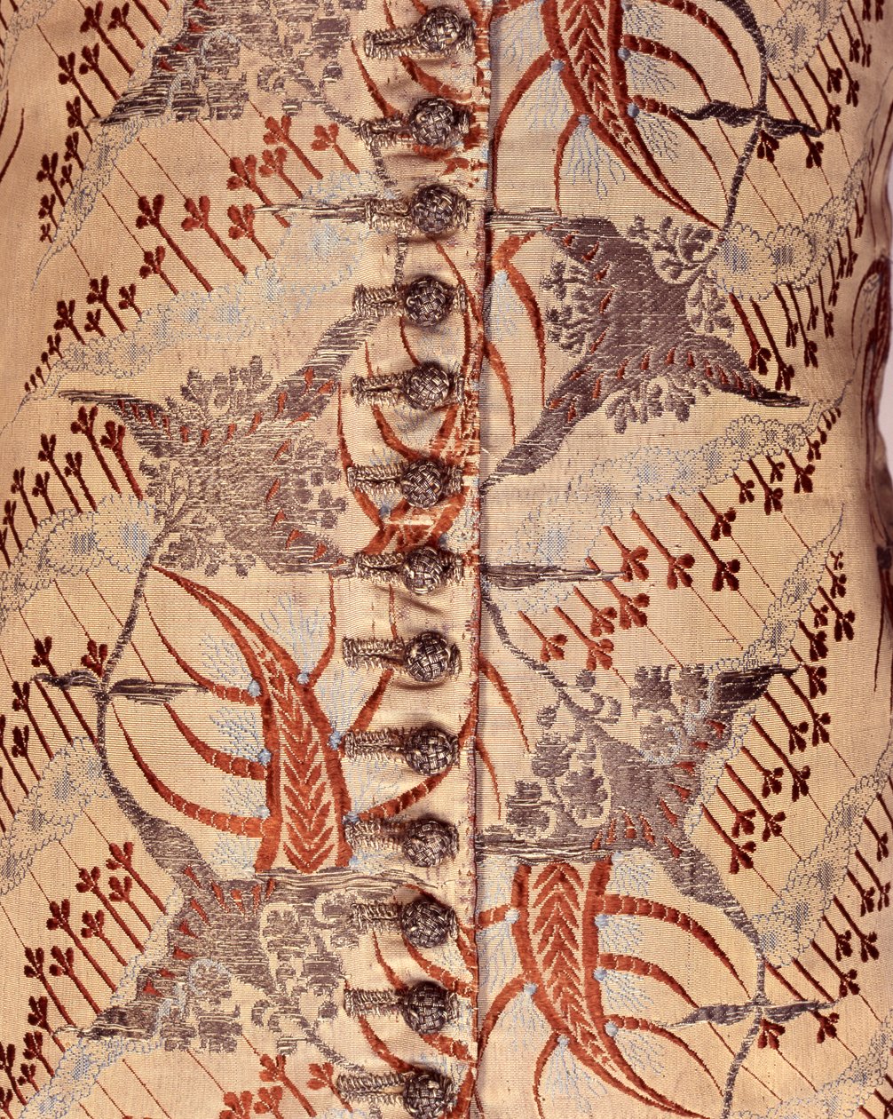 Colete com mangas, c.1705-15 (seda e brocado) de English School