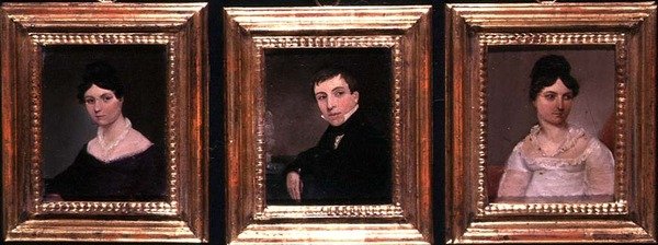 Três retratos de um Irmão e duas Irmãs em vestido de Regência, c.1825 (óleo a bordo) de English School