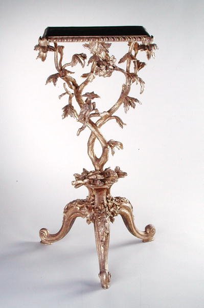 Mesa de tripé, c.1760 (madeira dourada) de English School