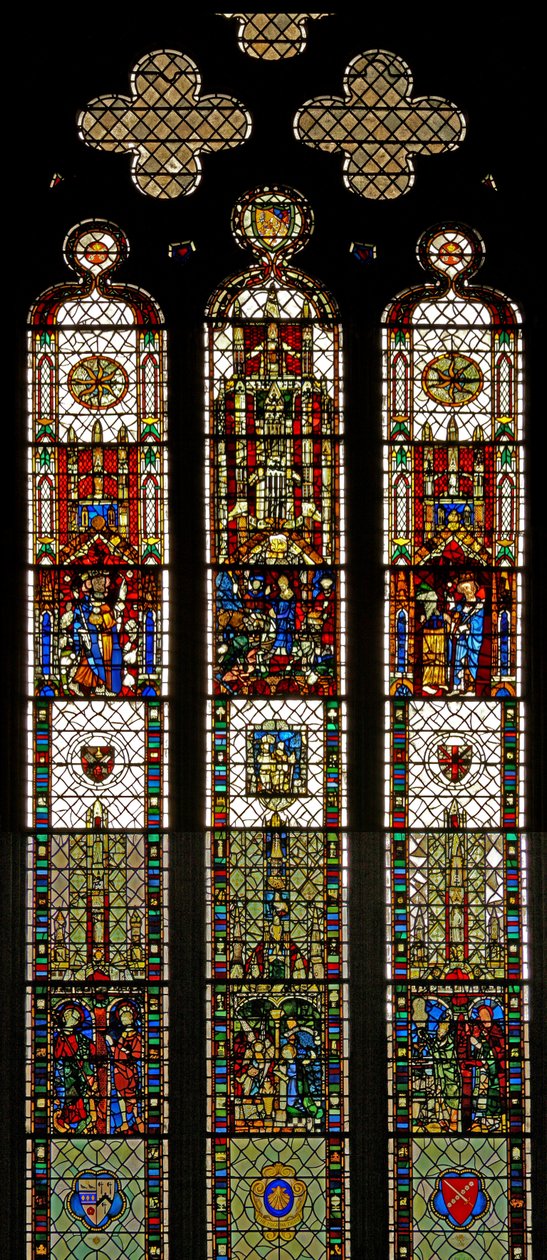 Janela w31 representando uma janela composta com St Edmund, St William, St George, Anunciação, adoração dos Magos de English School