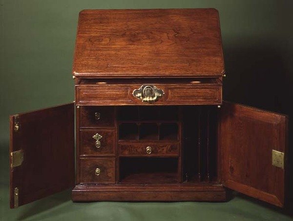 Mesa de escrita, finais do século XVIII (mahogony) de English School