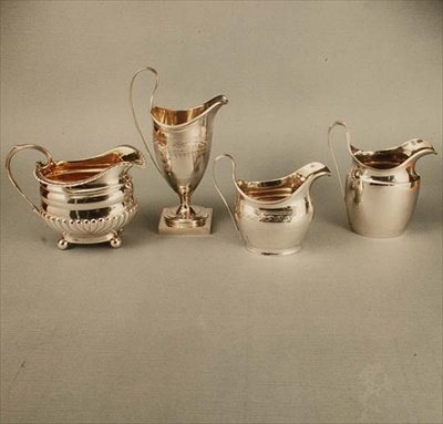 Coleção de jarras de creme, todo o período de George III (1760-1820) (prata) de English School English School