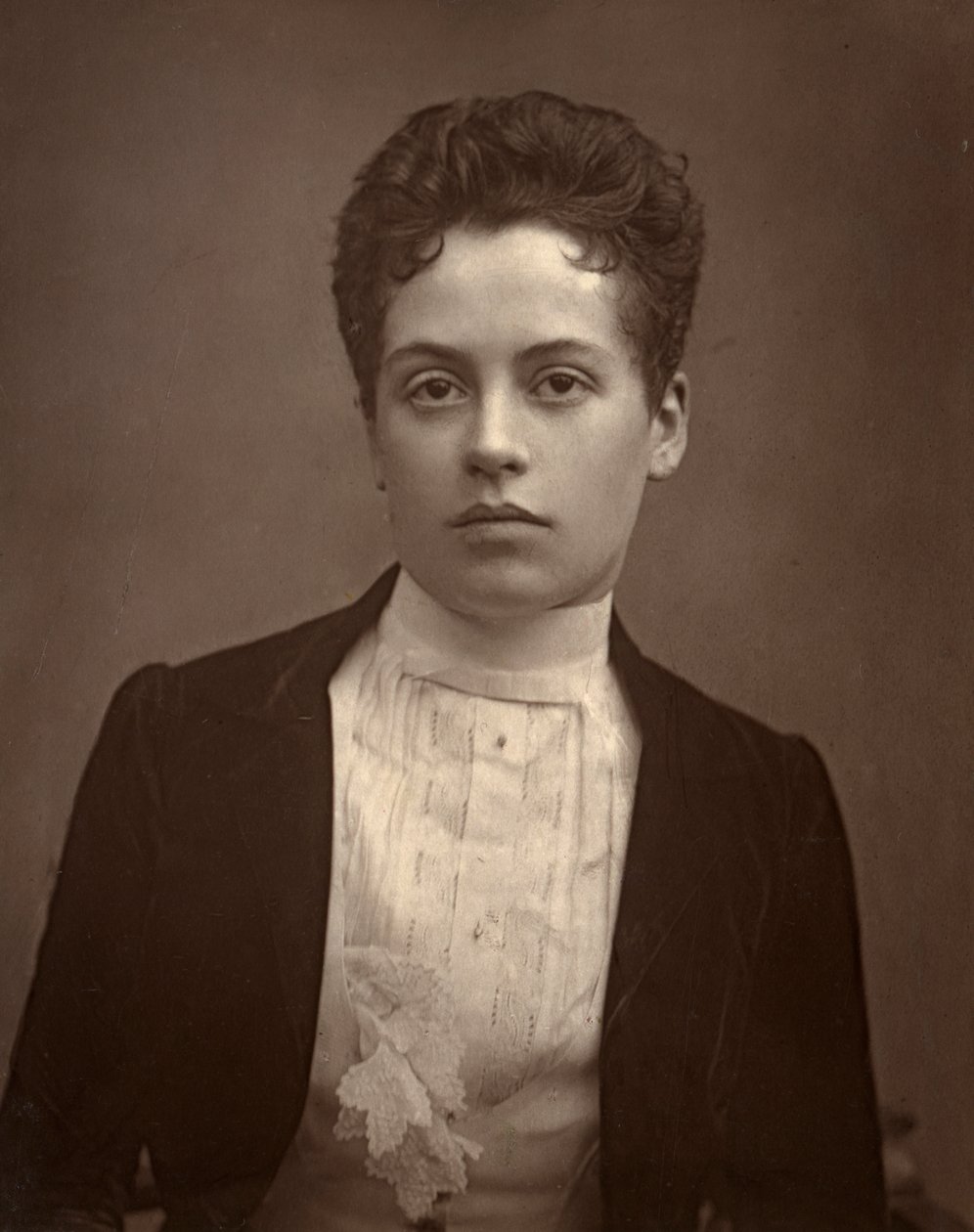 Clo Graves, escritor e dramaturgo irlandês, 1888 de Ernest Barraud