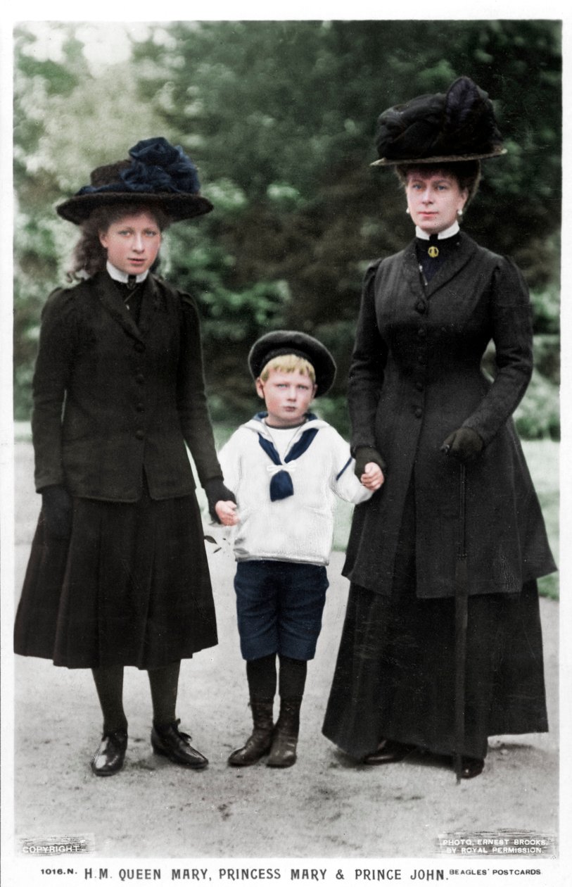 Rainha Maria, Princesa Maria e Príncipe John, década de 1910 de Ernest Brooks