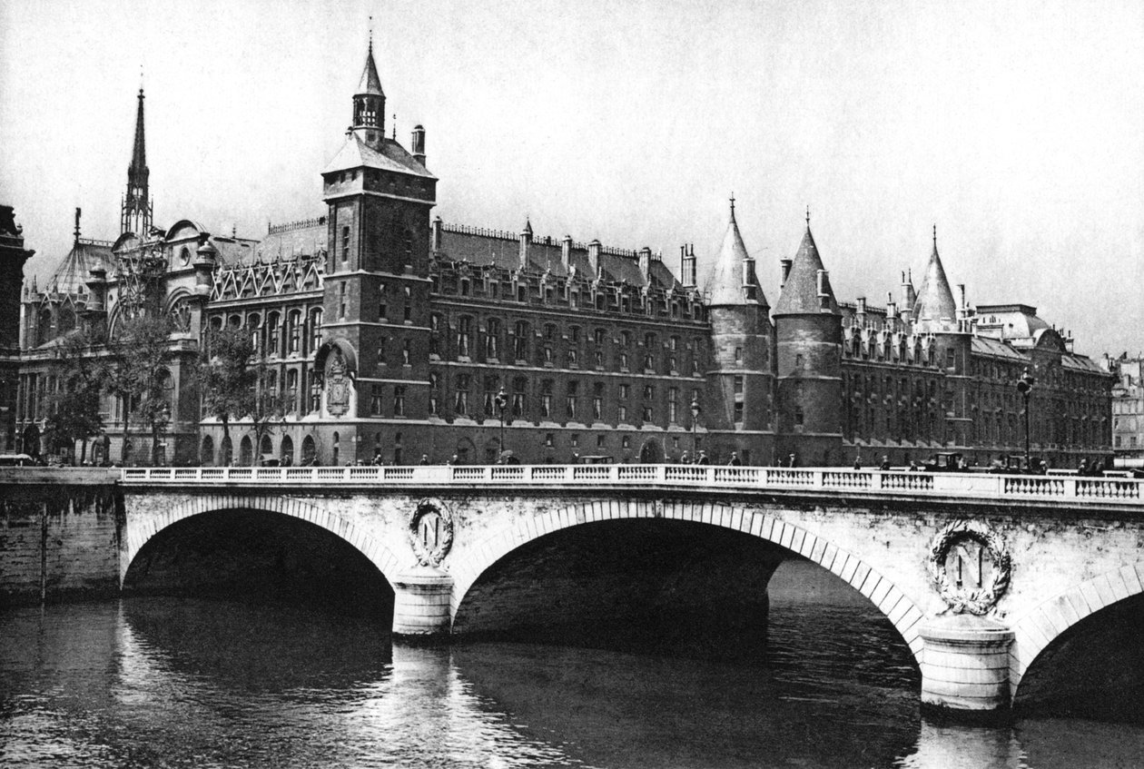 Vista dos Tribunais de Justiça e da Pont Neuf do Rio Sena, Paris, 1931. de Ernest Flammarion