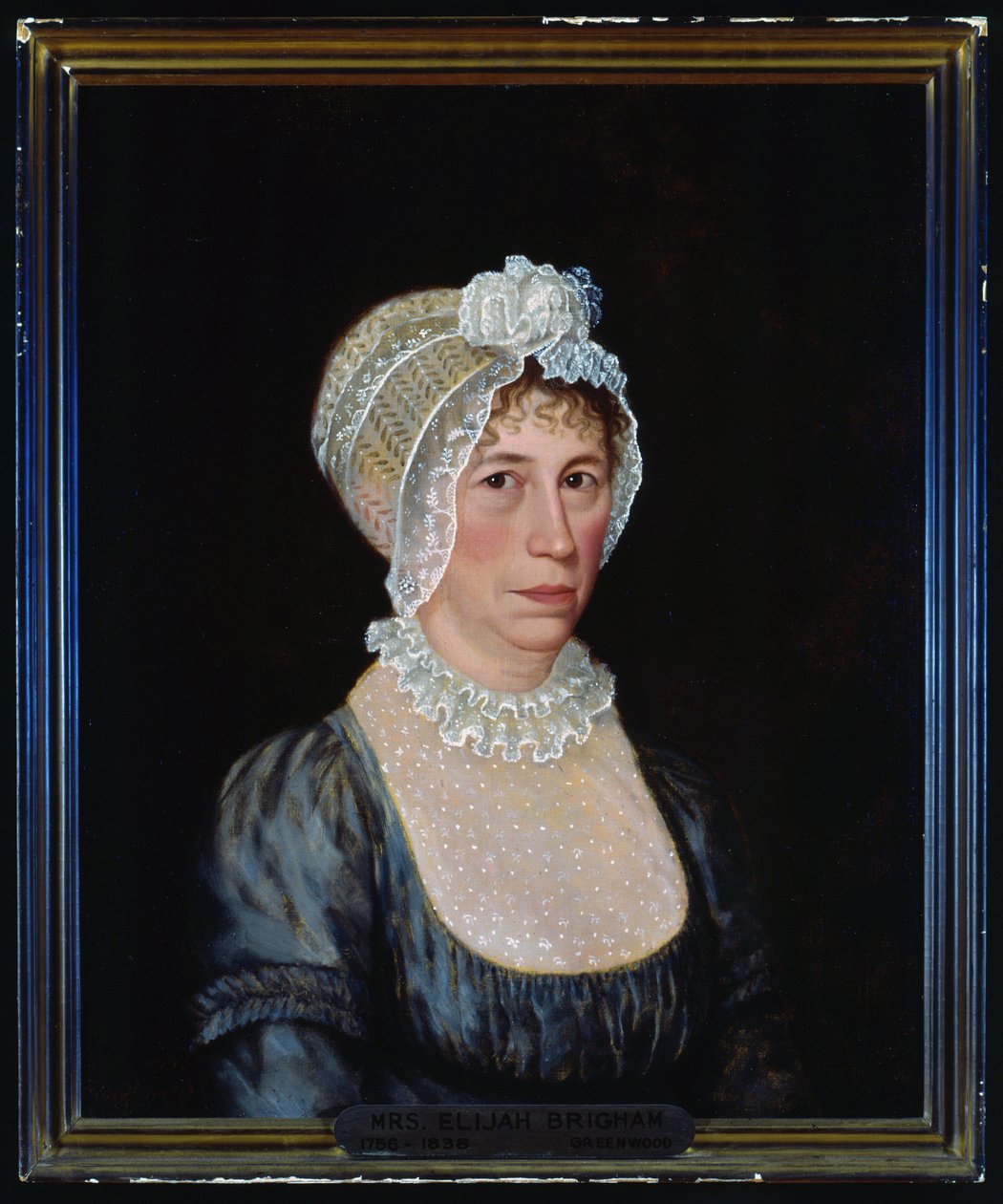 Retrato de metade do comprimento de Sarah Ward Brigham vestindo um vestido lowcut com detalhes de renda e um gorro de renda. de Ethan Allen Greenwood