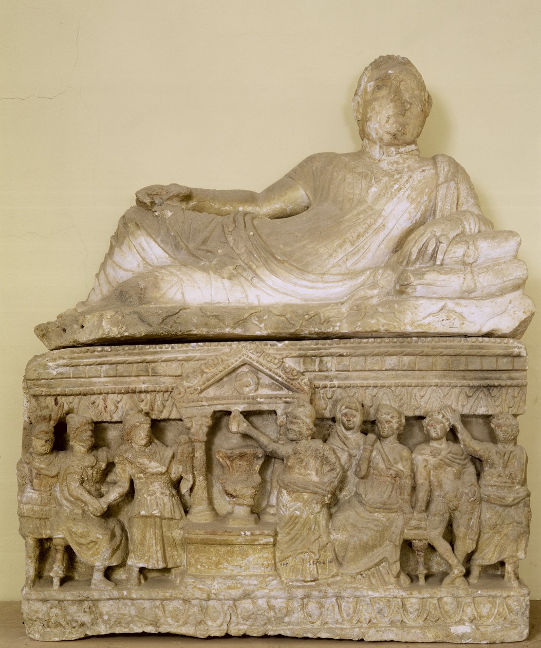 Urna Cinerária (alabastro) de Etruscan