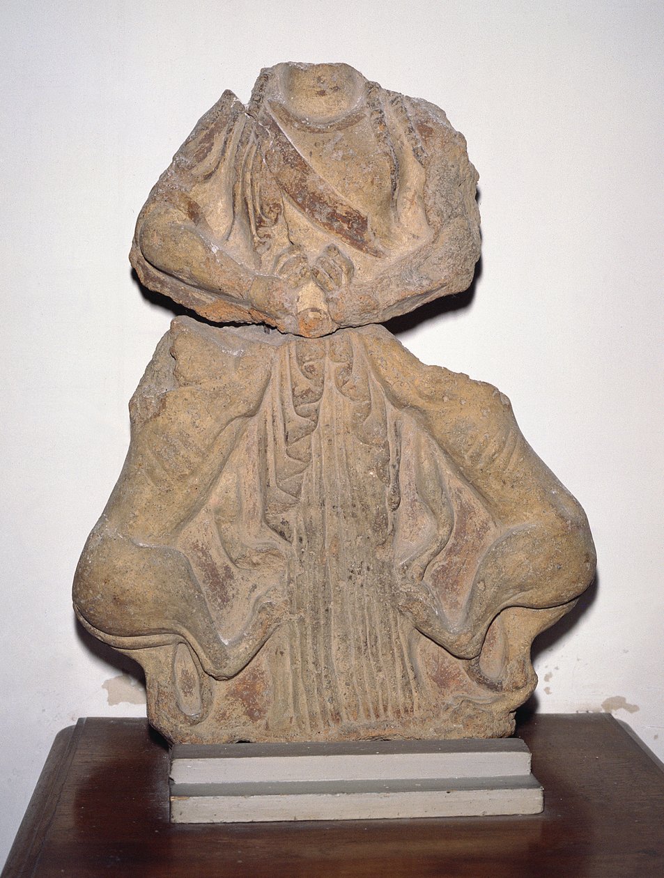 Homem, com, dois, cachorros de Etruscan