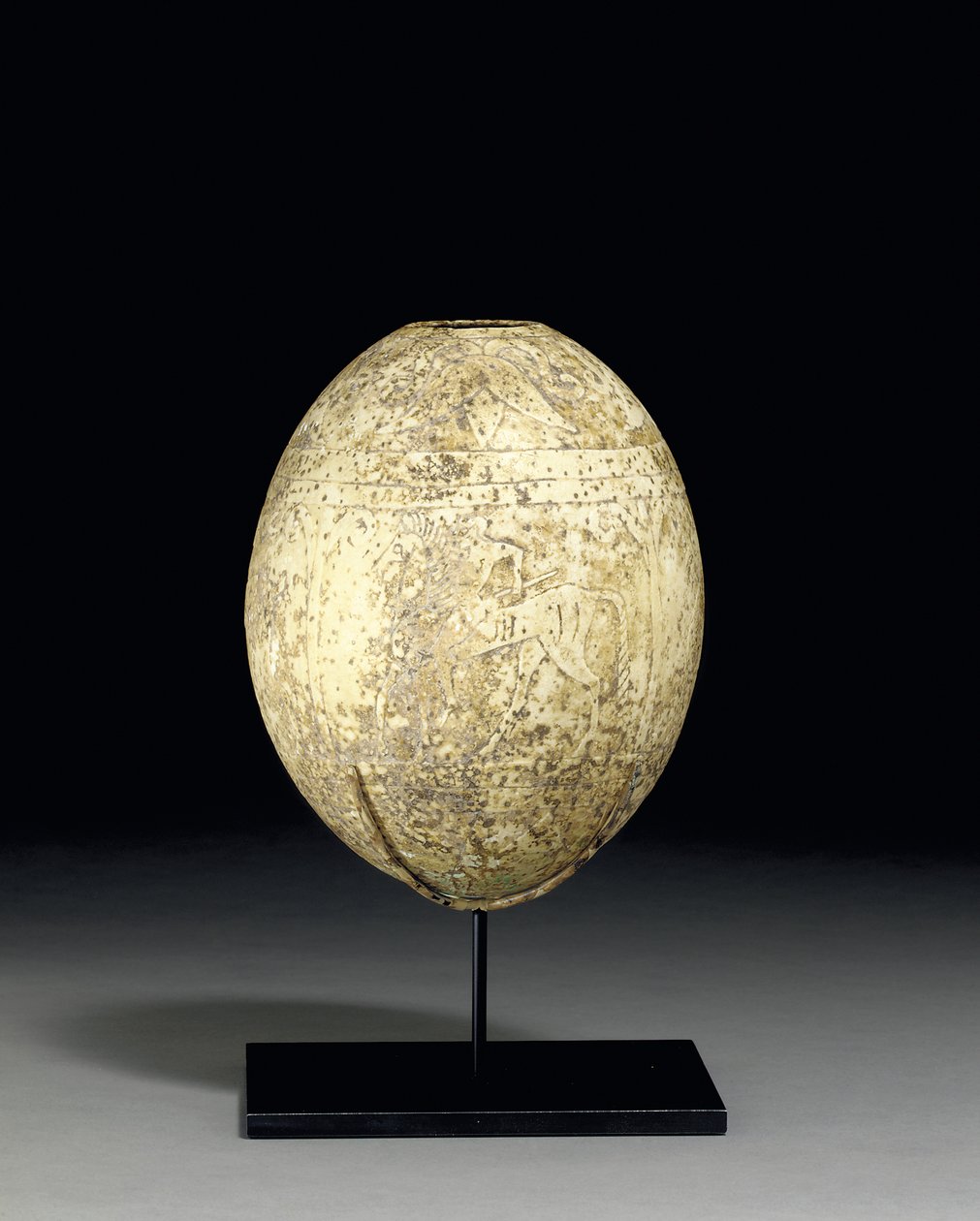 Ovo de avestruz gravado, c. Meados do século 6 a.C. de Etruscan