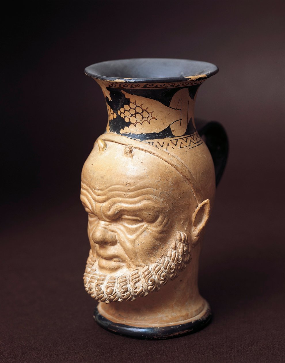Civilização Etrusca, Vaso com a cara de Silenus de Etruscan