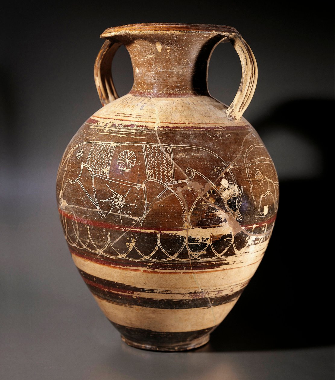 Arte etrusca: ânfora decorada pelo pintor dos Cappi de Etruscan
