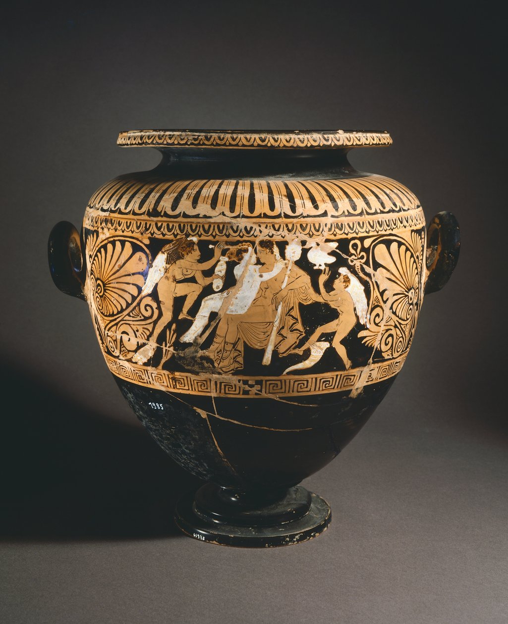 Stamnos (recipiente de armazenagem de líquidos). Cerâmica de algarismos vermelhos de Porano (Úmbria). Civilização Etrusca, Século IV a.C. de Etruscan