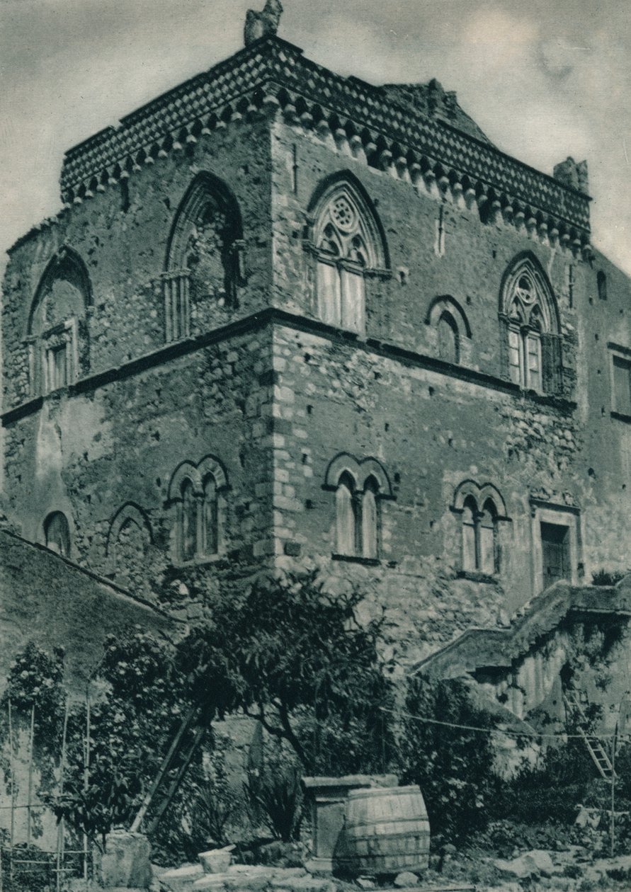 Casa desde a época do regime islâmico, Taormina, Sicília, Itália, 1927 de Eugen Poppel