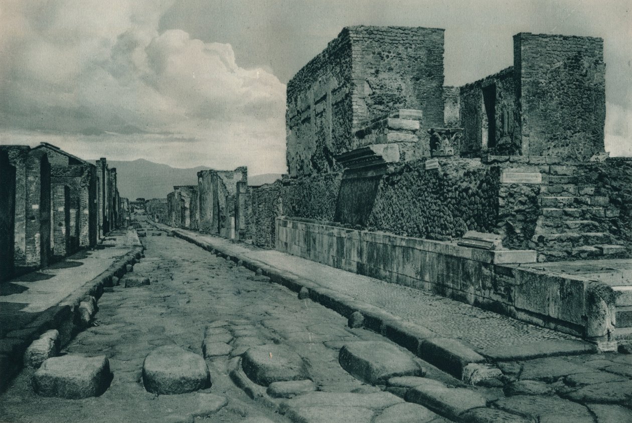 Rua entre ruínas, Pompéia, Itália, 1927 de Eugen Poppel