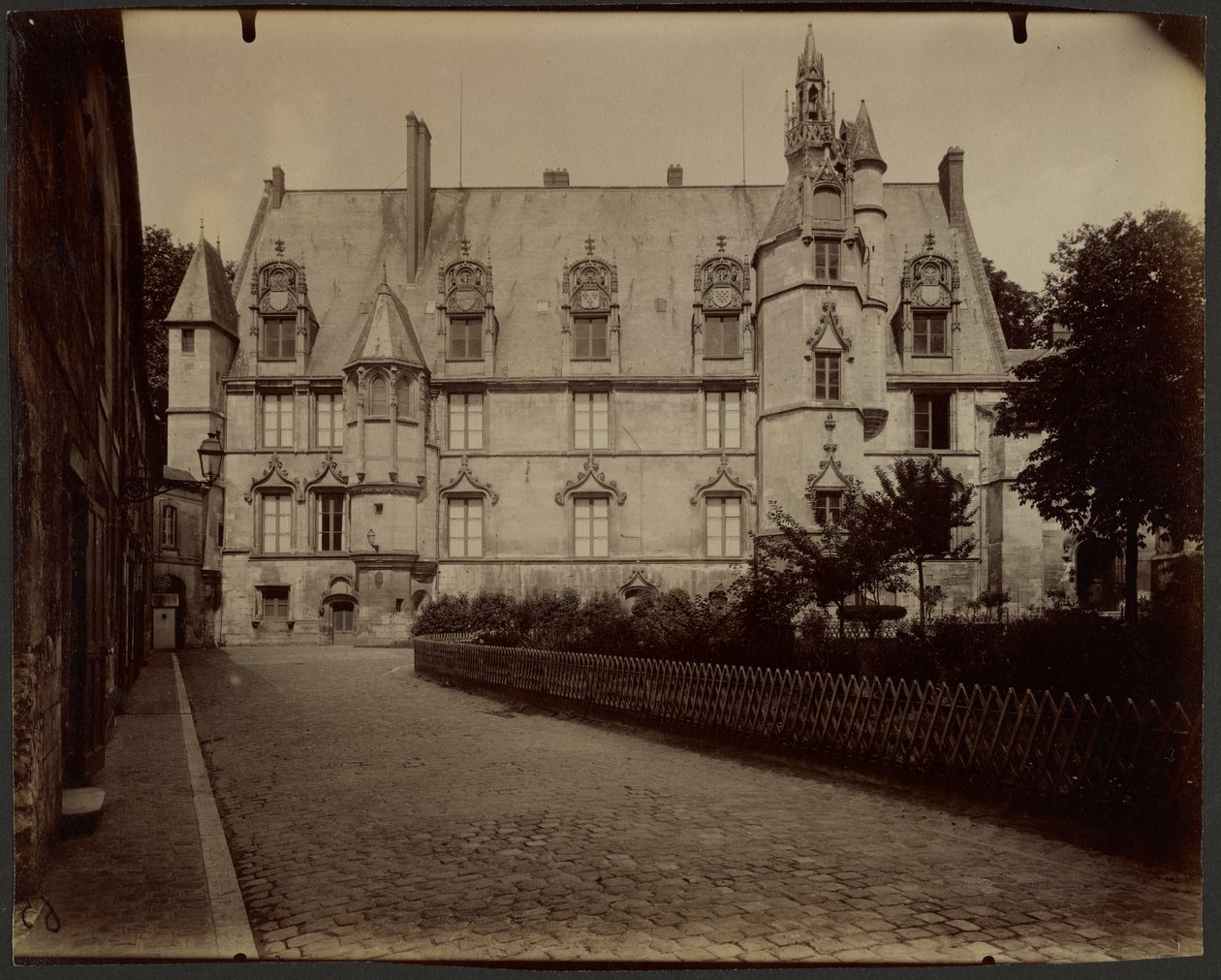 Beauvais, Palácio da Justiça de Eugène Atget
