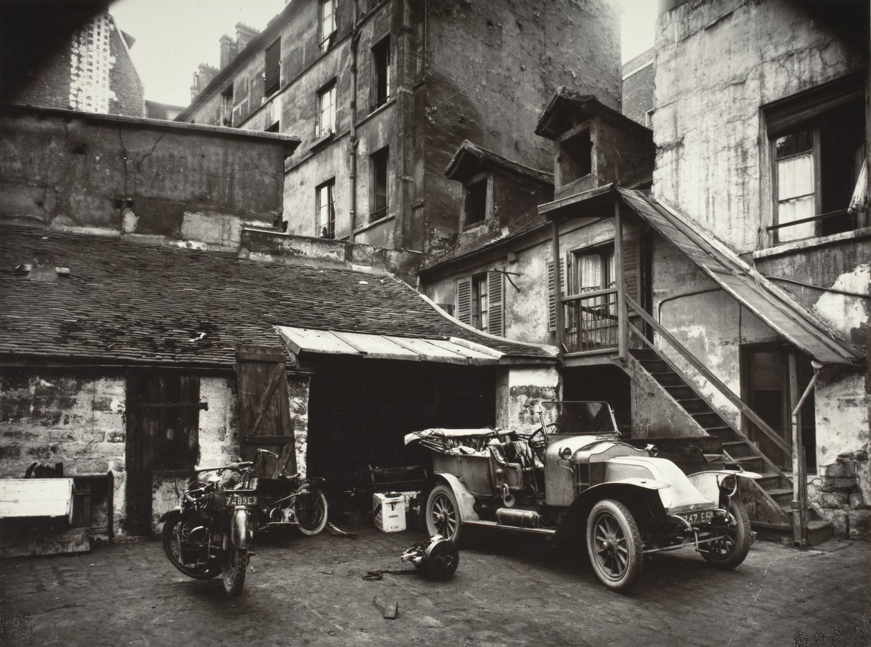 Pátio, Rue de Valence de Eugène Atget