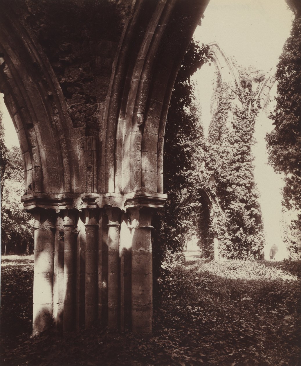 Dammarie-les-Lys, ruínas, 1910 (foto) de Eugène Atget