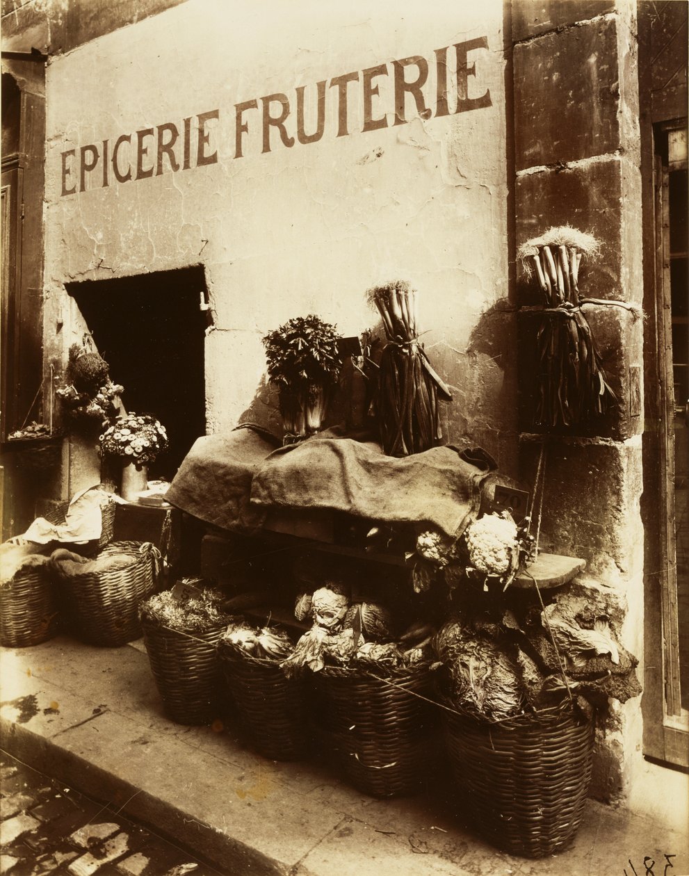Mercearia e frutaria de Eugène Atget