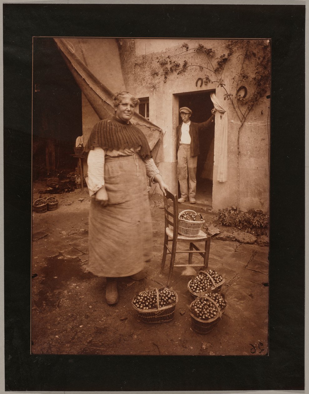 Mulher de Verrières de Eugène Atget