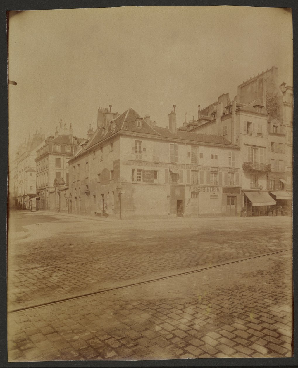 Hôtel Lavieuville, Quai des Célestins de Eugène Atget