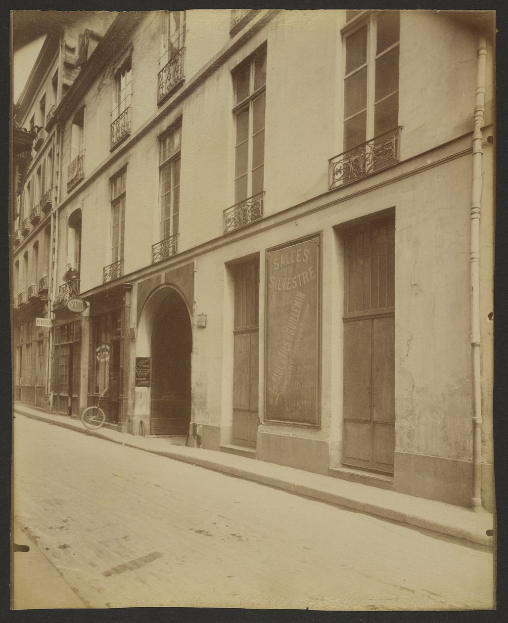 Hôtel de la Guillonière, 28 Rue des Bons-Enfants, Richelieu viveu ali (1°) de Eugène Atget