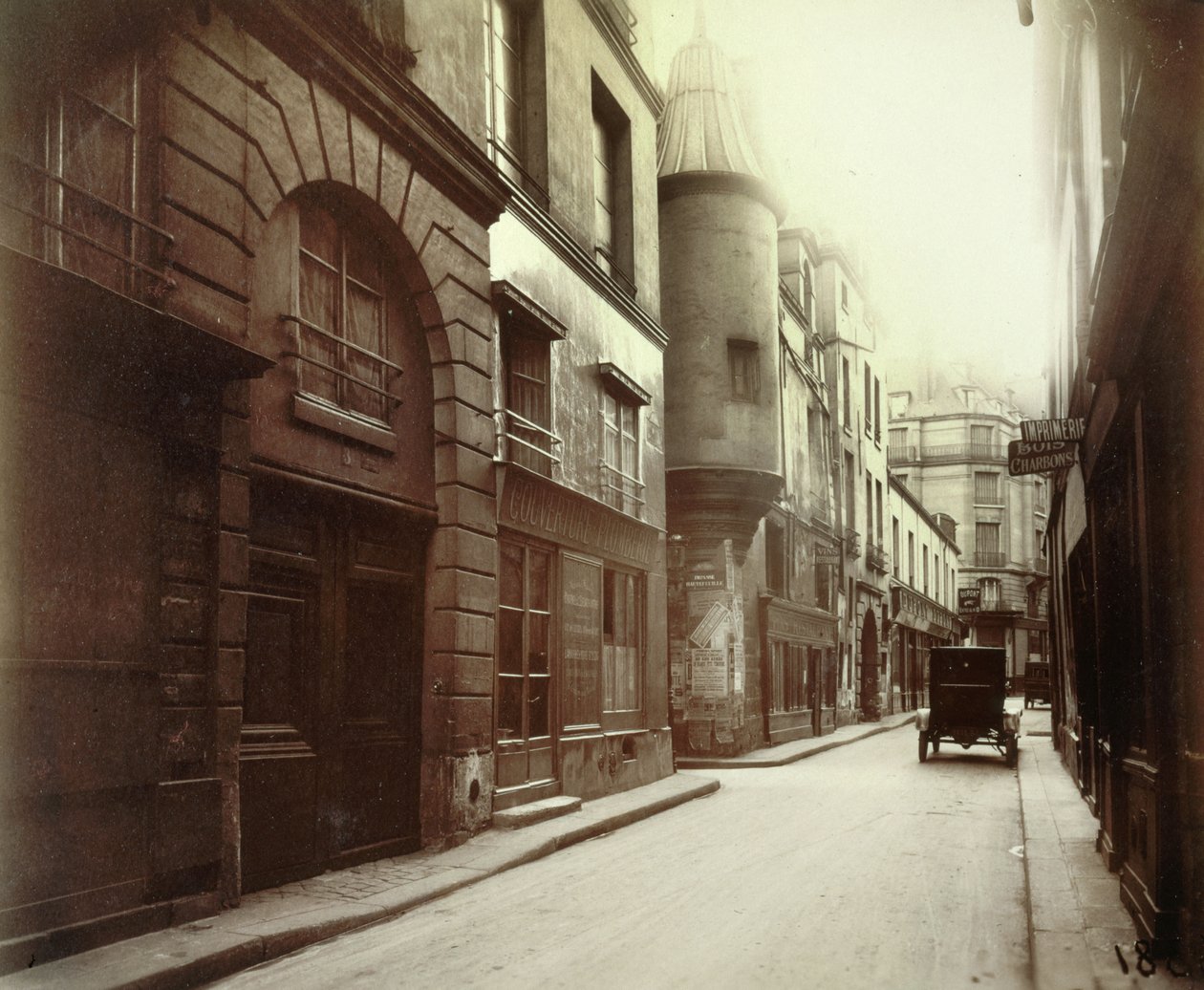 Hotel des abbés de Fecamp, 3 rue Hautefeuille, 6º arrondissement, Paris (foto b - w) de Eugène Atget