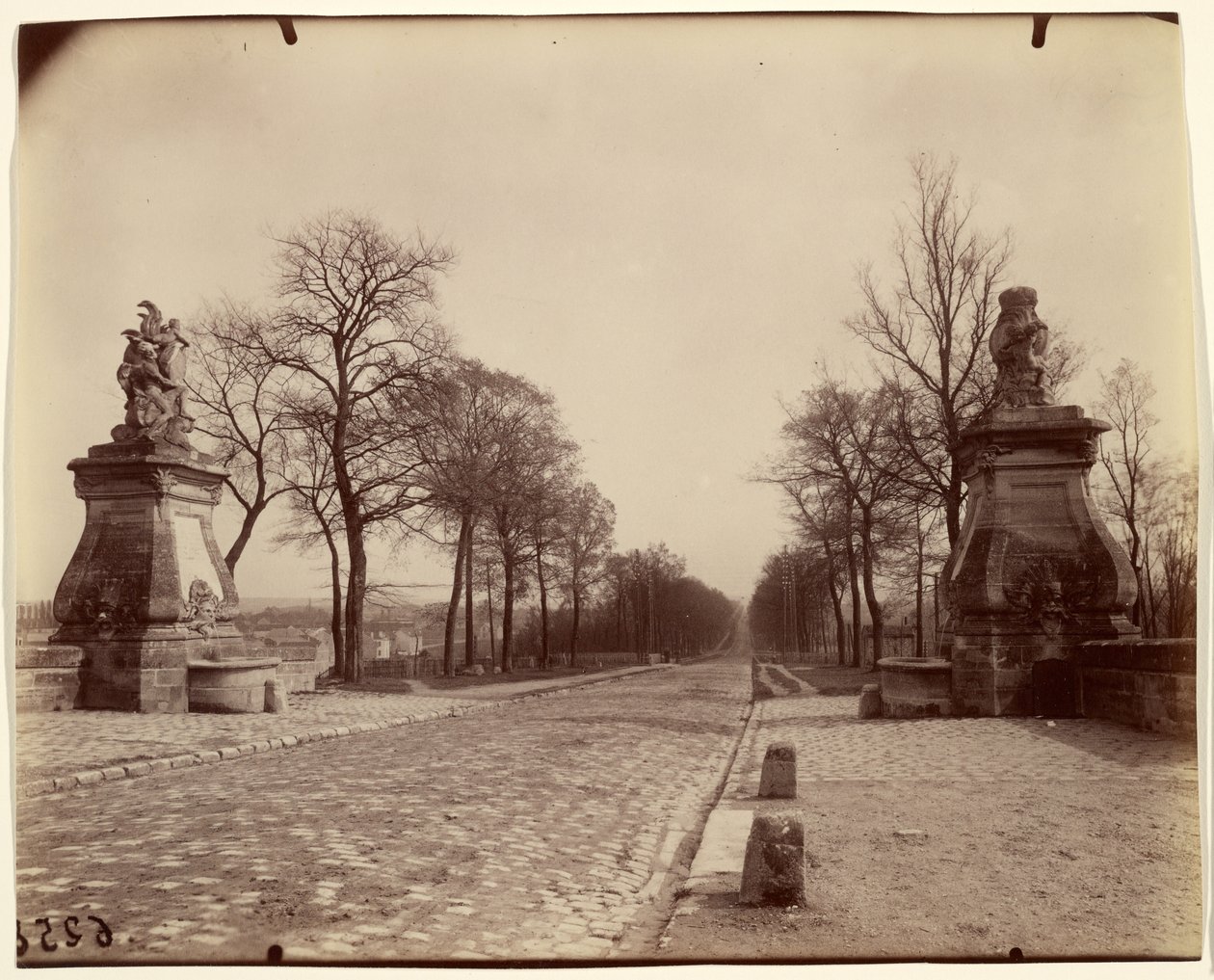 Juvisy, as belas fontes de Eugène Atget