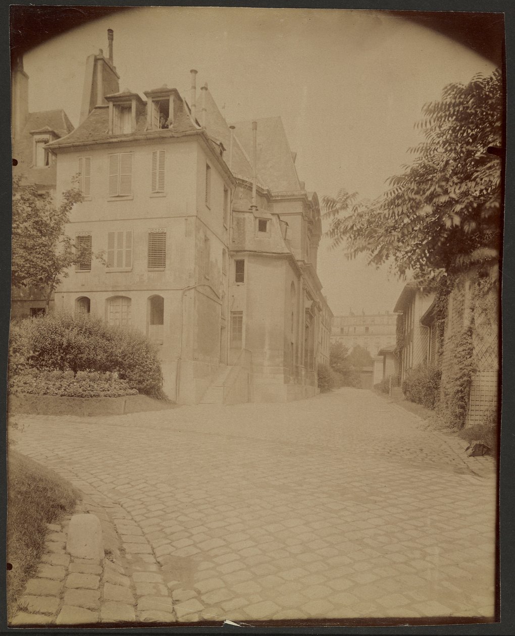 A maternidade - Boulevard Port-Royal de Eugène Atget