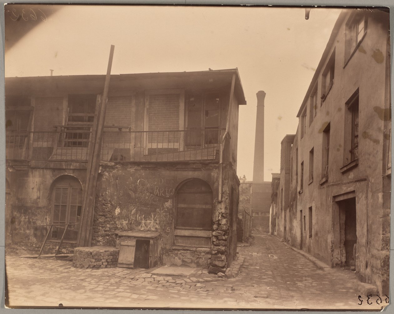 Passagem Moret, viela dos Gobelins de Eugène Atget