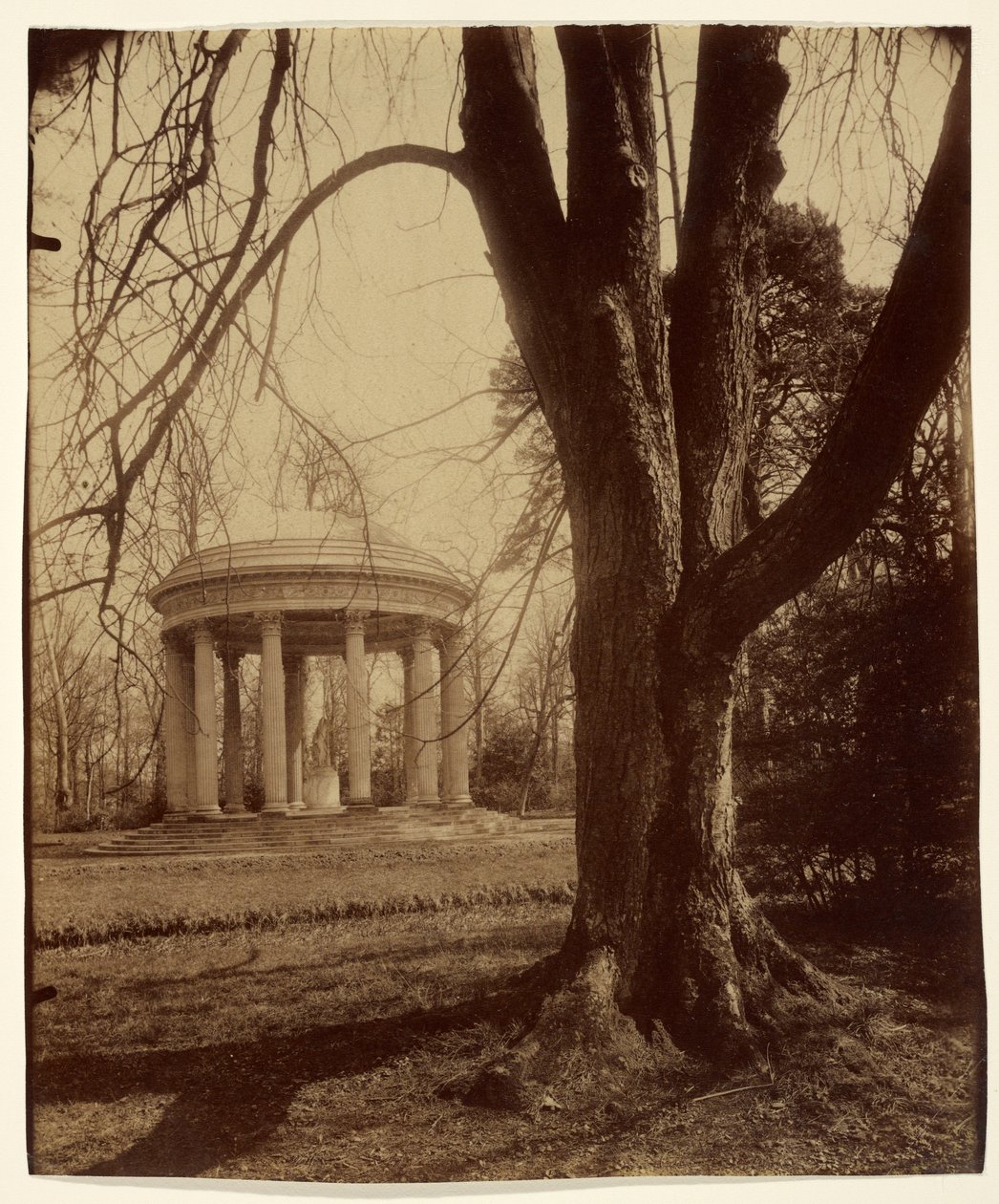 Petit Trianon (O Templo do Amor, Petit Trianon) de Eugène Atget