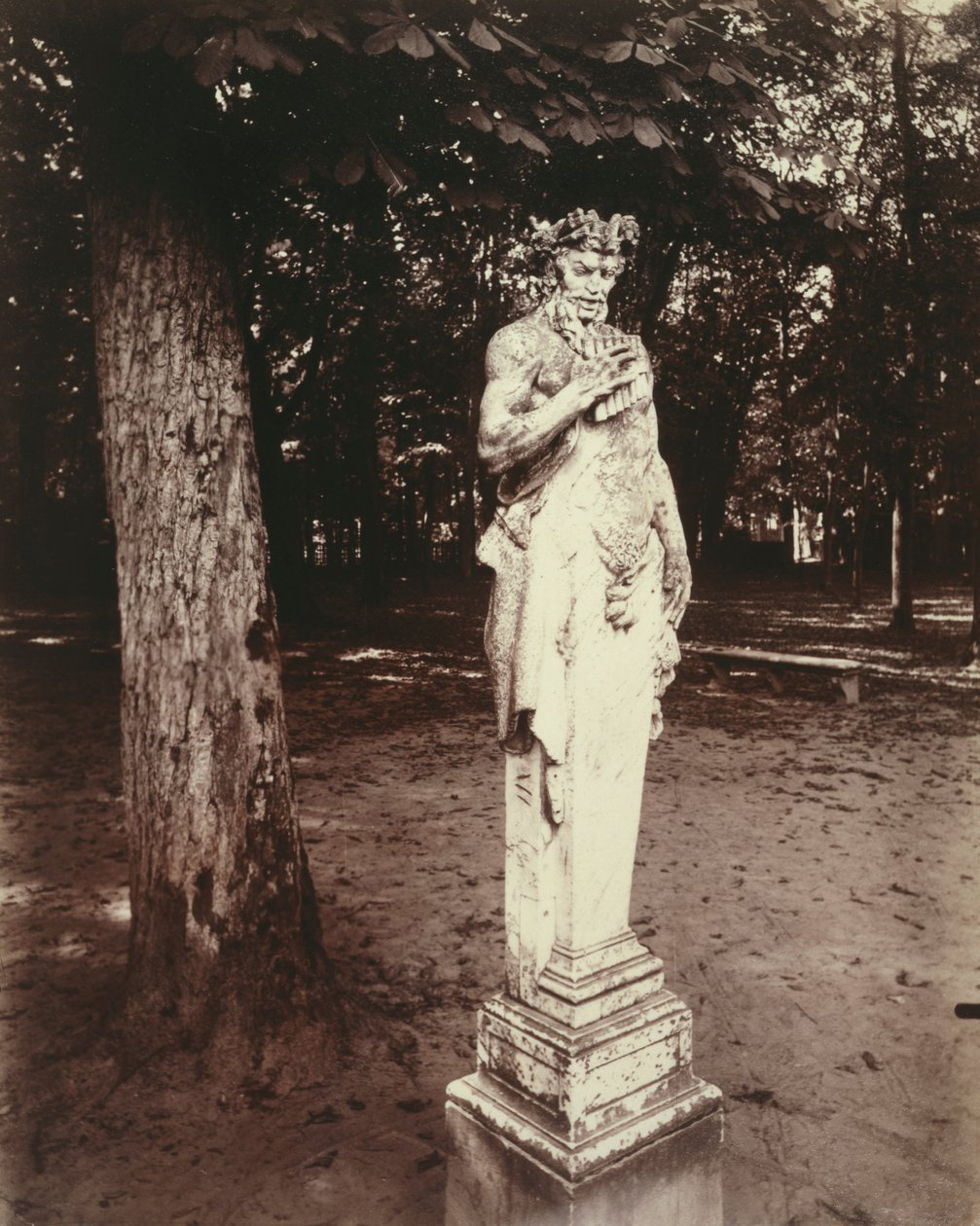 Versailles Faun de Eugène Atget