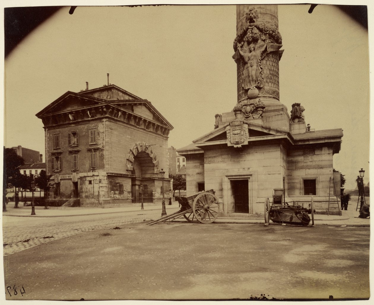 Antiga Barreira do Trono (Pavilhão e Coluna da Portagem) de Eugène Atget