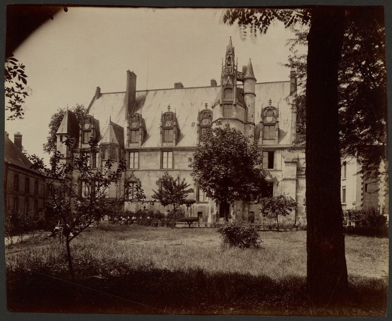 Beauvais, Tribunais de Justiça de Eugène Atget
