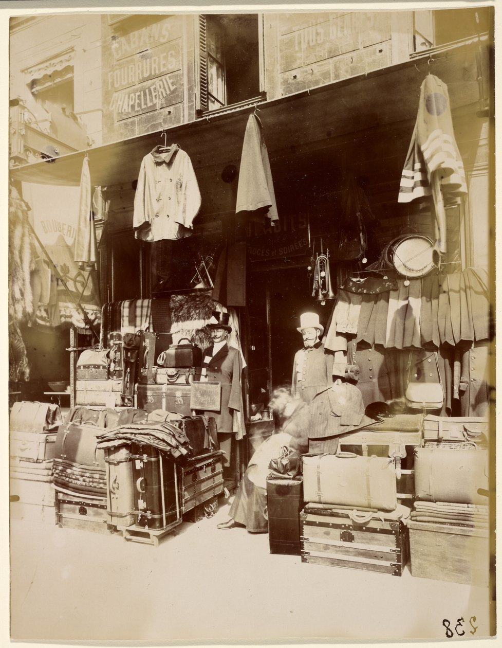 Rue du Petit Thouars [sic] de Eugène Atget