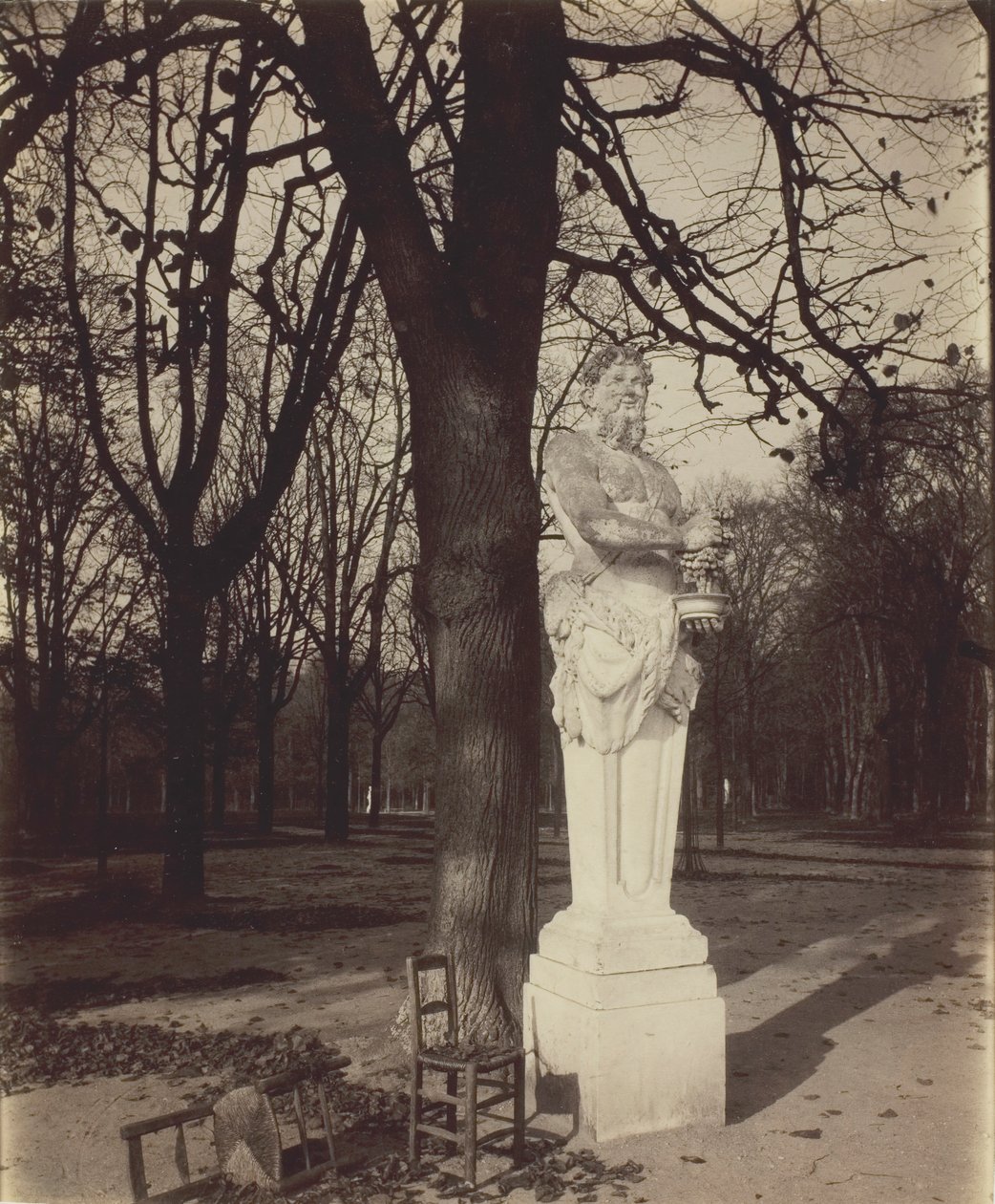 Versalhes, Esquina do Parque, 1904. de Eugène Atget