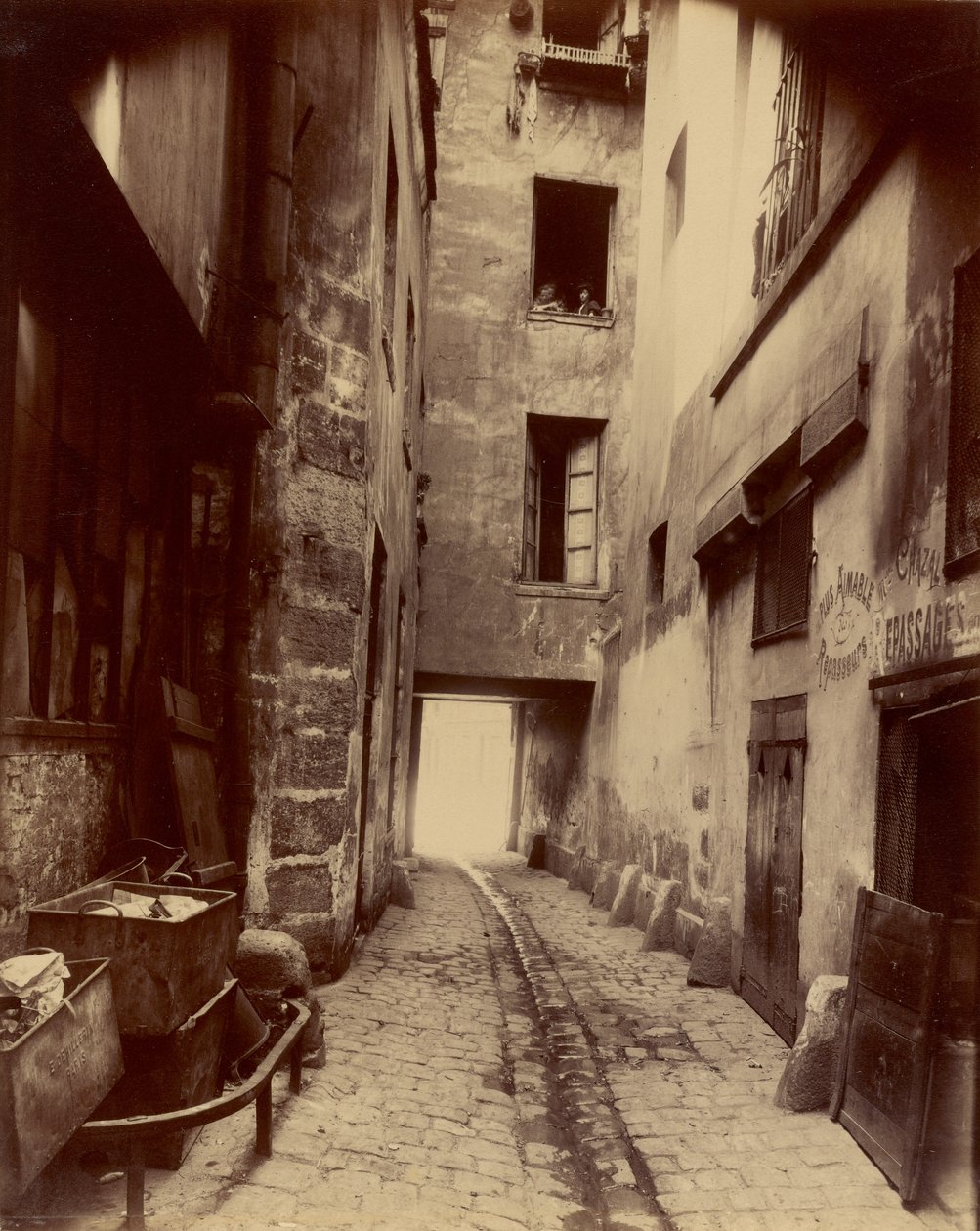 Vieille Cour, 22 rue Quincampoix de Eugène Atget