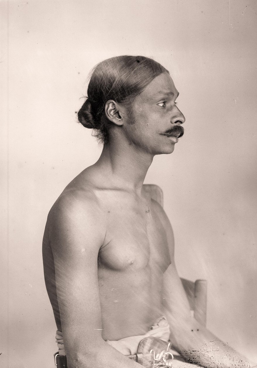 Retrato de um homem do Sri Lanka, c.1890 de Eugène Trutat