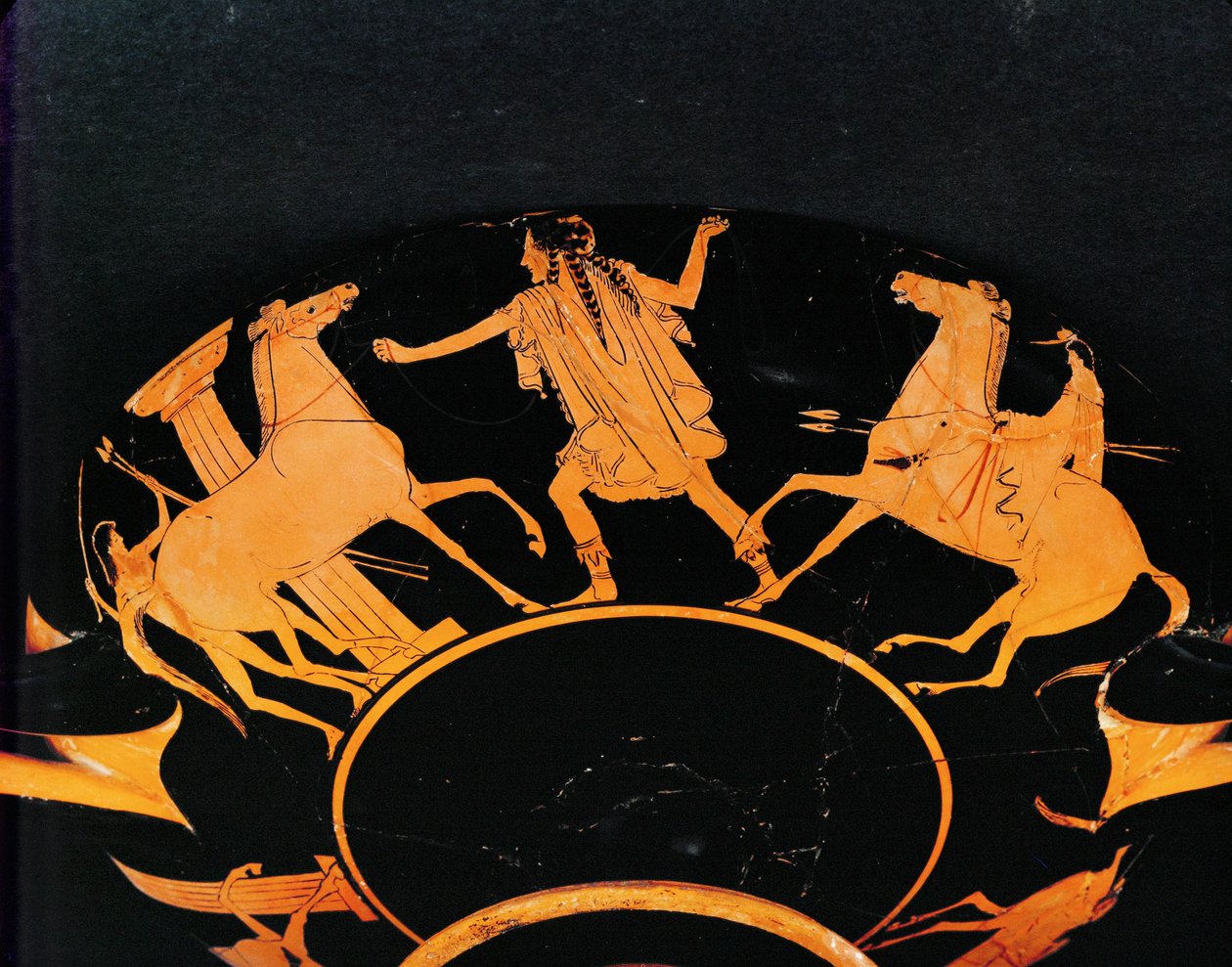 Cena de equitação. Taça com figuras vermelhas de Vulci, igual a 10-03-03/64 e 65 ... de Euphronios