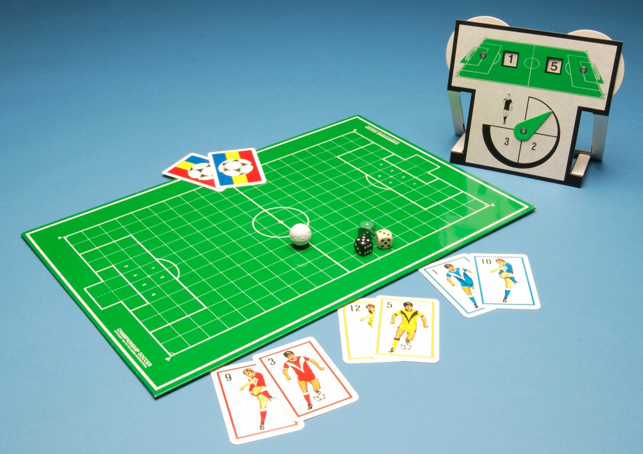 Jogo de tabuleiro de futebol de campeonato (mixed media) de European