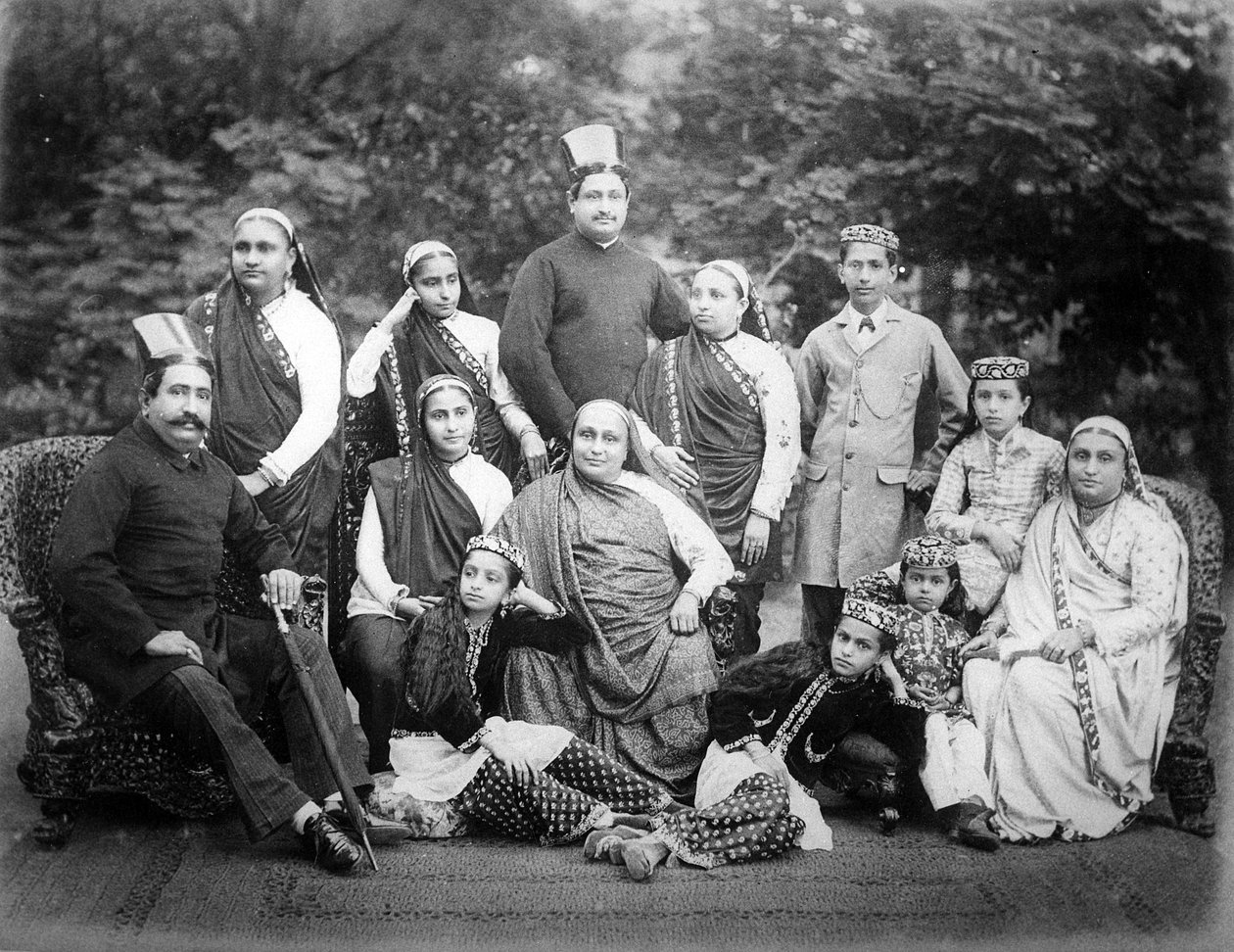 Família Parsee, tarde C19th de European Photographer
