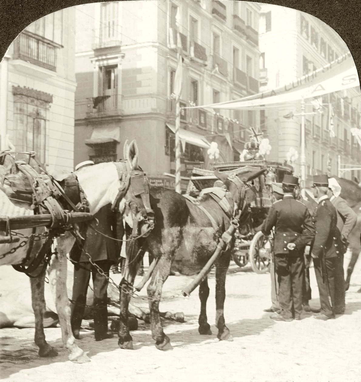 Treinador do Estado, Calle Mayor, Madri. de Excelsior Stereoscopic Tours