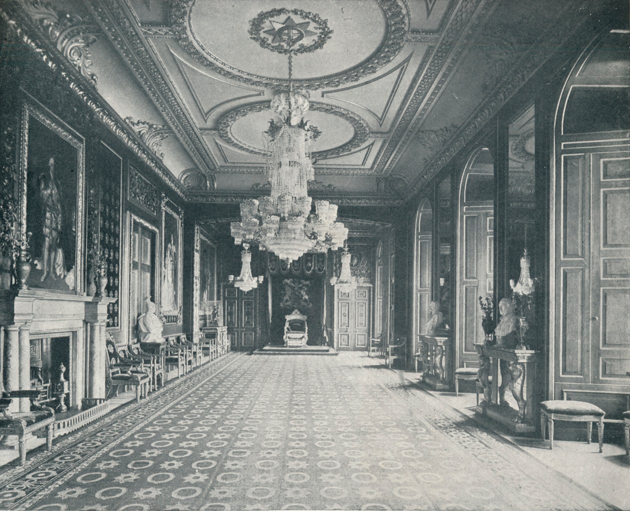 A sala do trono, Castelo de Windsor, c1899, 1901 de Eyre and Spottiswoode