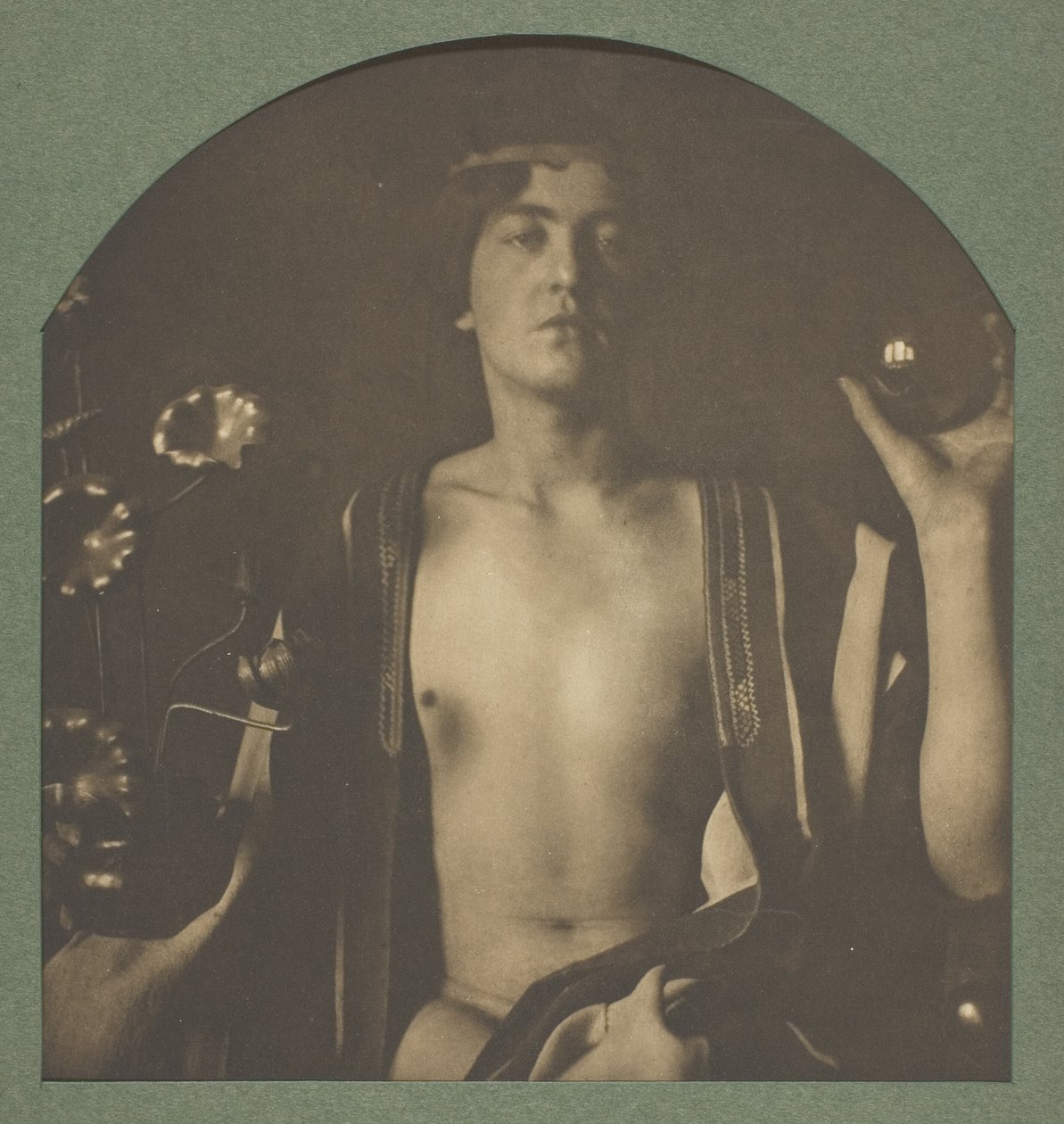 A beleza é a verdade, a verdade é a beleza, n.º 1 da pasta "American Pictorial Photography, Series I" (1899); edição 146/150 de F. Holland Day