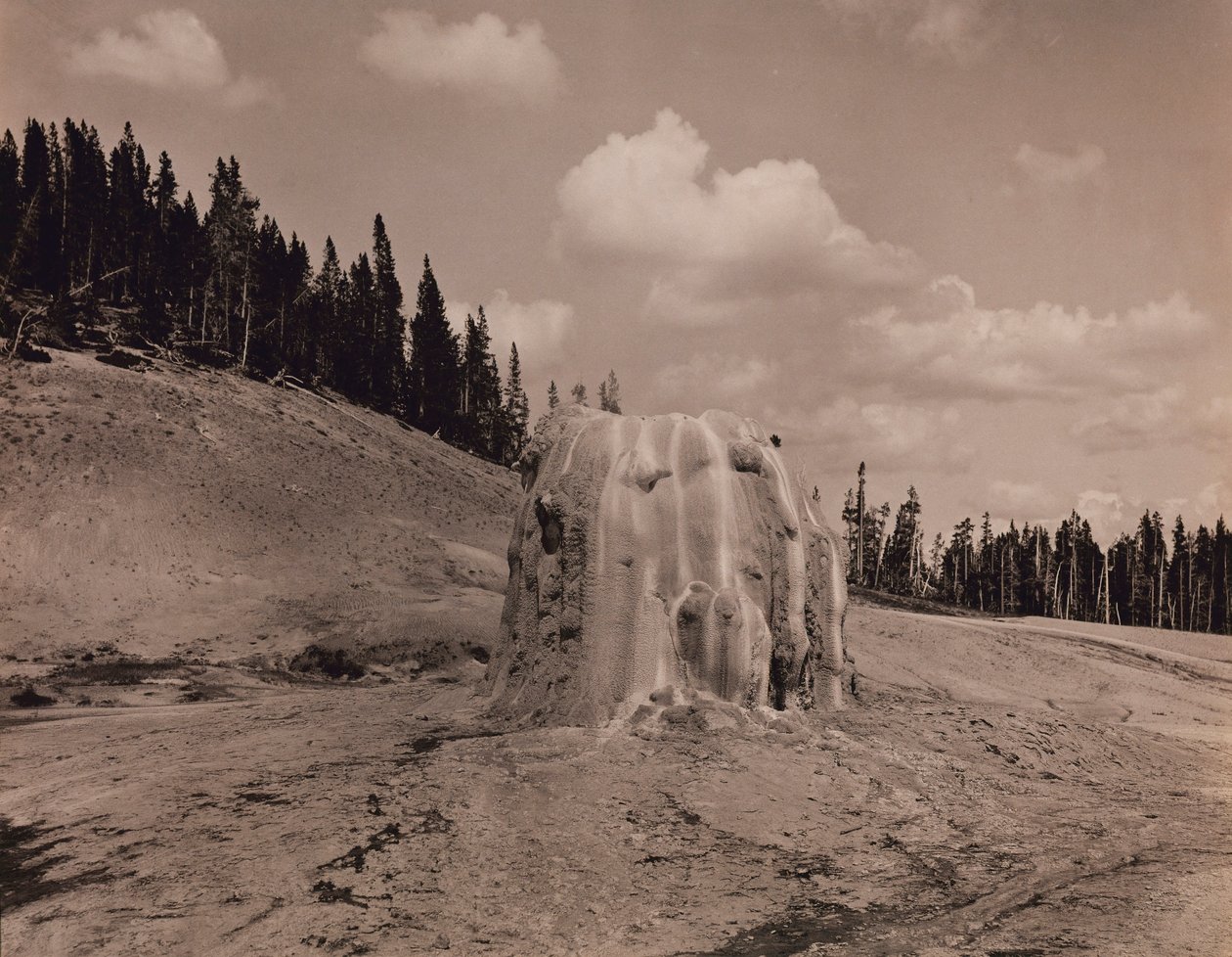 Cone do Géiser Estrela Solitária, Parque Nacional de Yellowstone de F. Jay Haynes