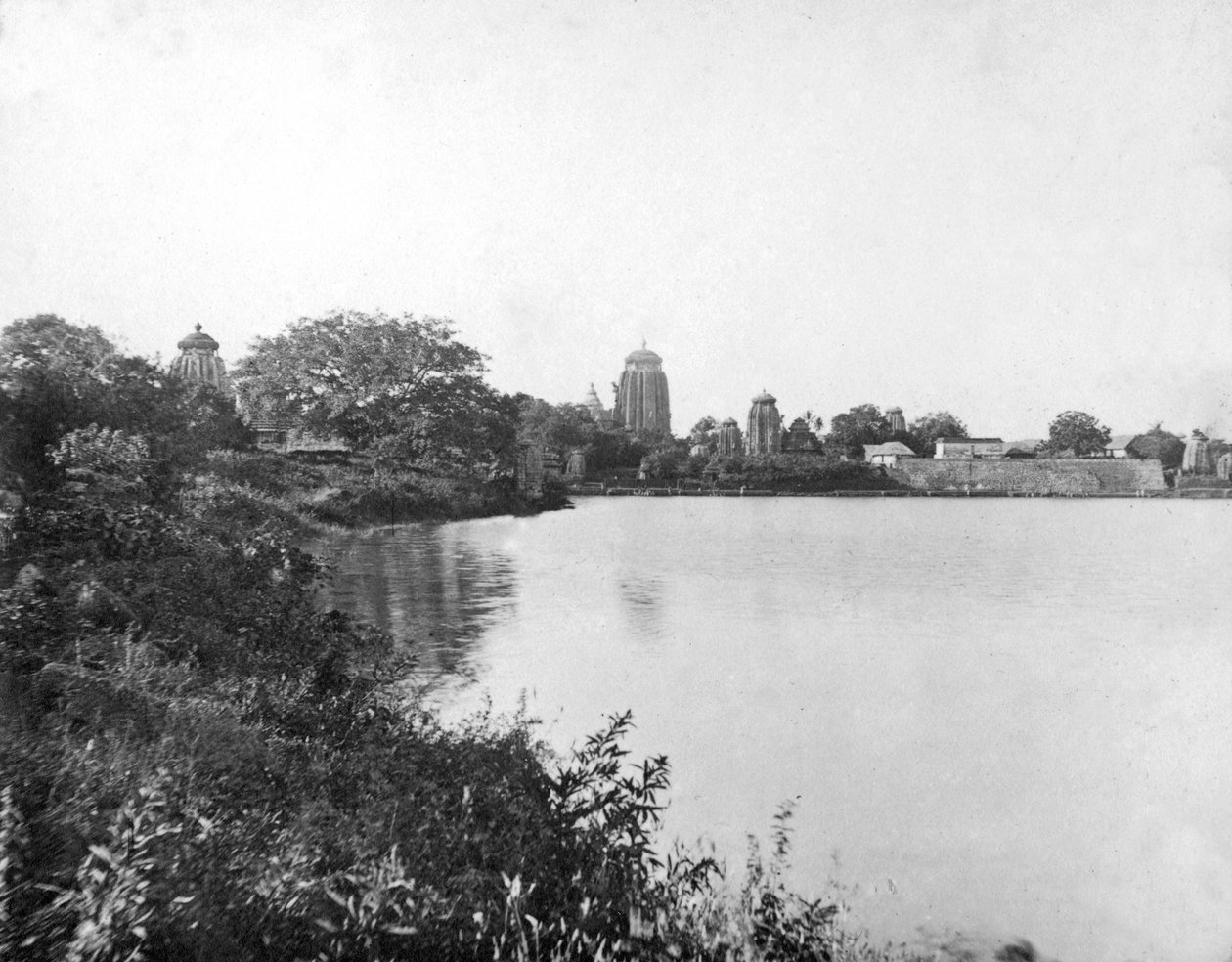 Templos de Lingaraj, Bhubaneswar, Orissa, Índia, 1905-1906. de F. L. Peters