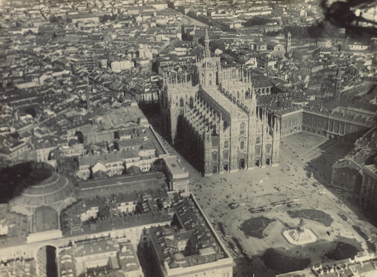 [Duomo de Milão]. de Fedele Azari